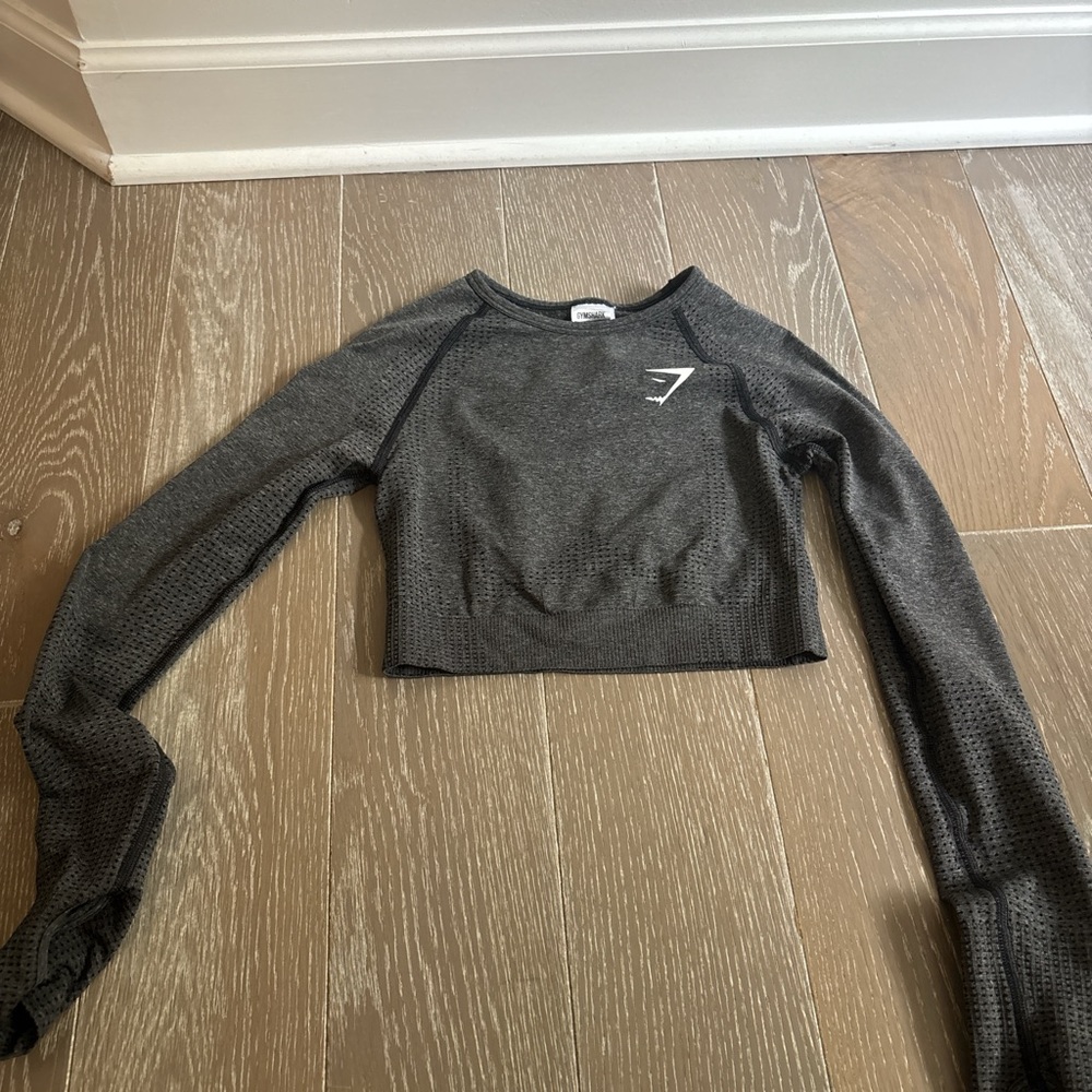 Gymshark Charcoal Long Sleeve Crop Top